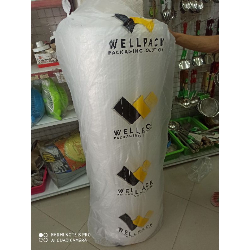 

BUBLE WRAP ROLL,.