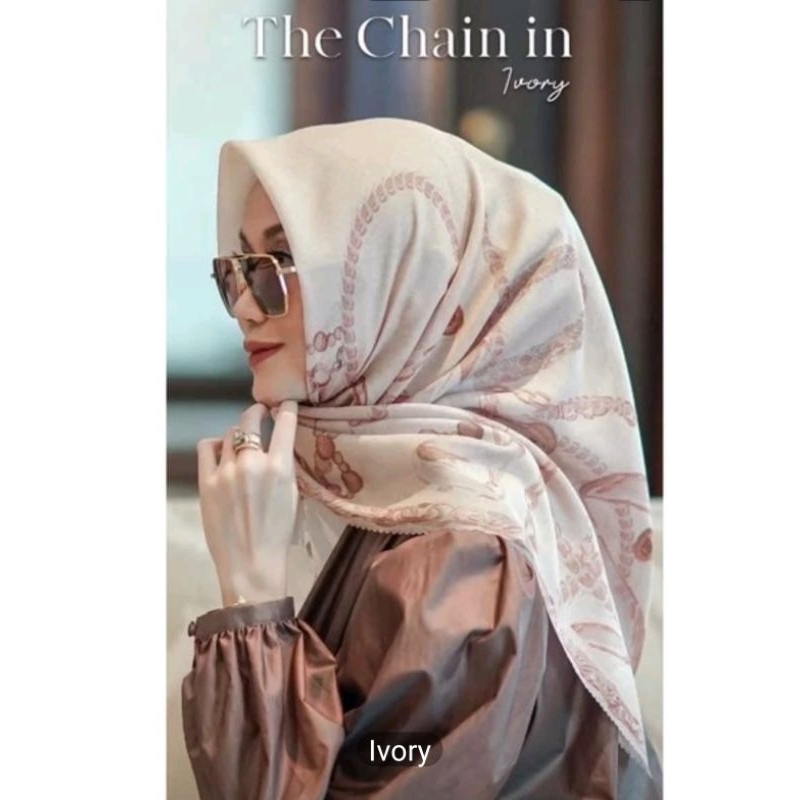 Preloved Buttonscarves Chain Series 1 Ivory Best Seller VVGC