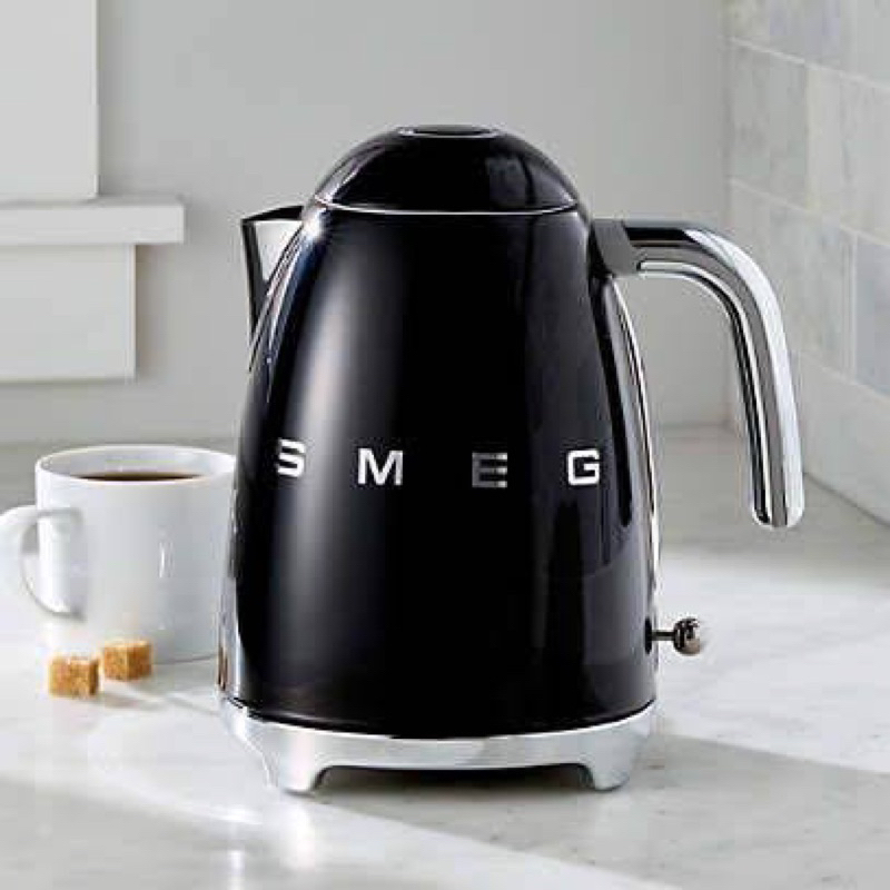 SMEG KETTLE PEMANAS AIR 1.7LITER KLF03 - KLF 03 TEKO KETTLE LISTRIK
