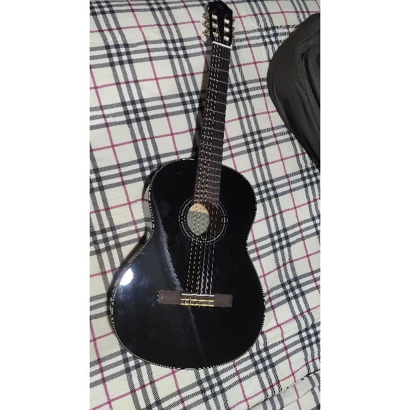 Guitar Yamaha C40 Pesanan