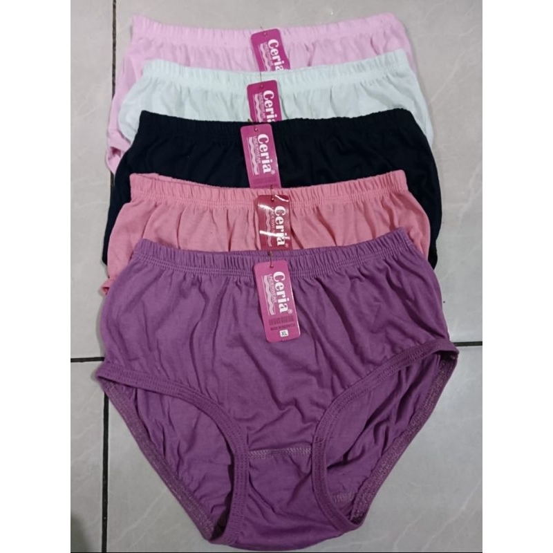 CD Celana Dalam Wanita Ceria Muda