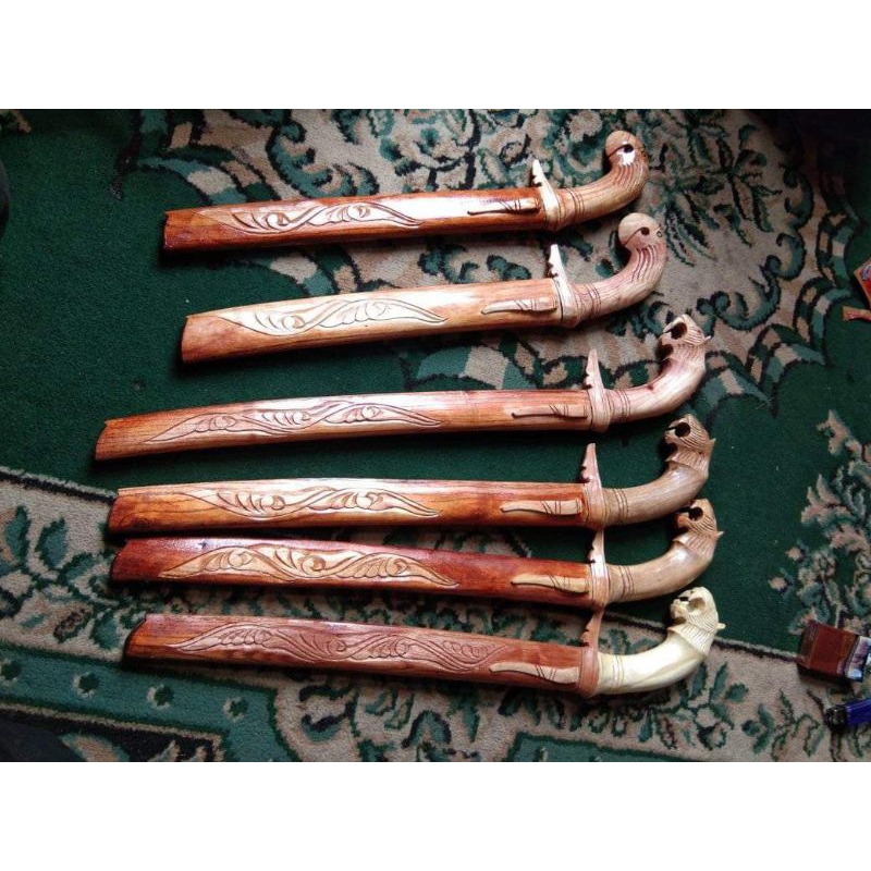 peralatan kebun golok tebas bambu kayu panjang bilah 40 cm keseluruhan 47cm