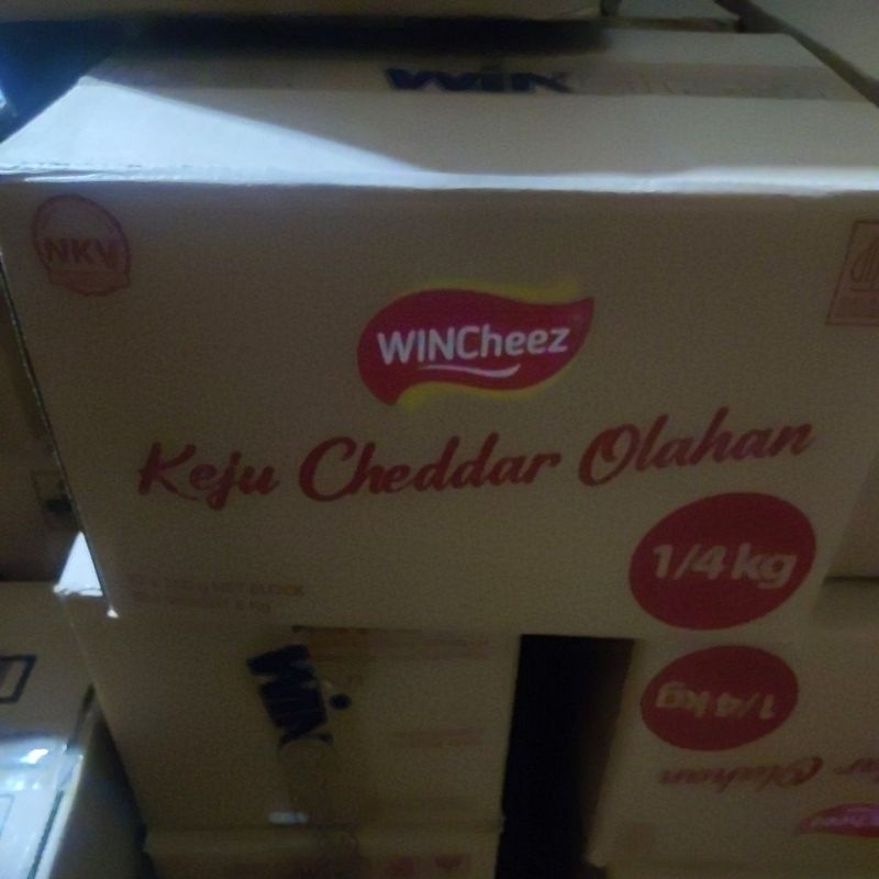 

keju wincheez 250gramx8 1dus (isi 4x2kg)