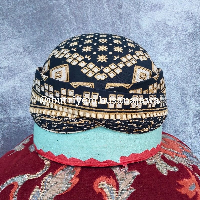 Blangkon Alusan Solo Kasatriyan Batik Kombinasi