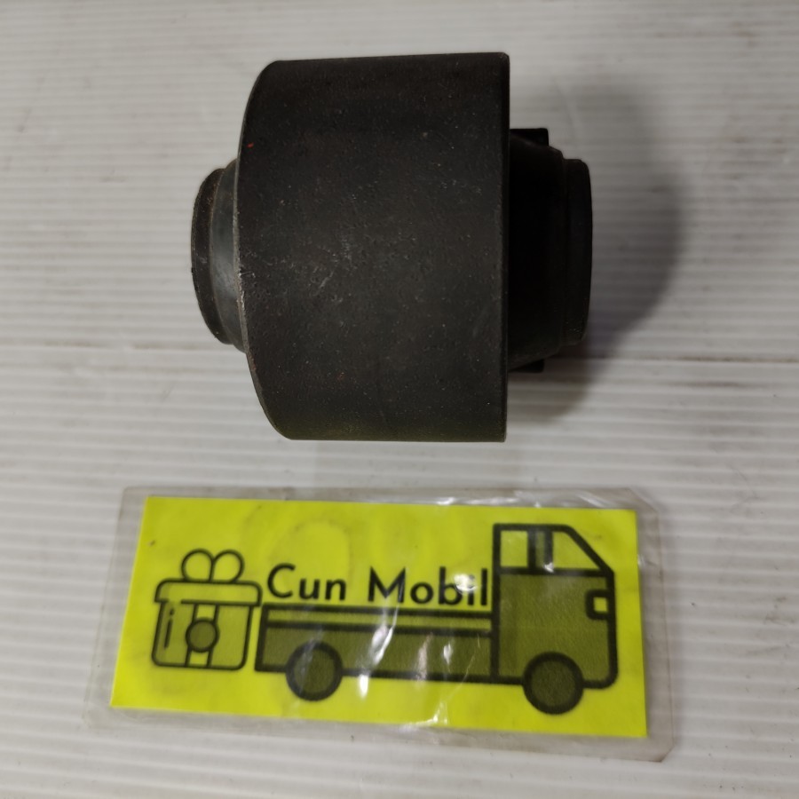 Bush lower Arm bos sayap bawah Grand max depan bagian belakang