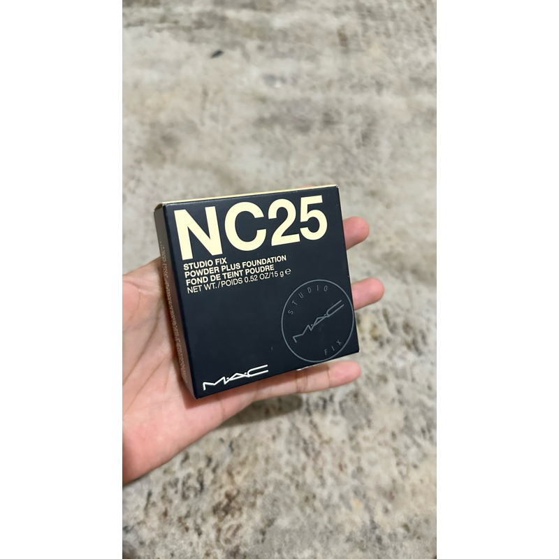 MAC STUDIO FIX POWDER FOUNDATION