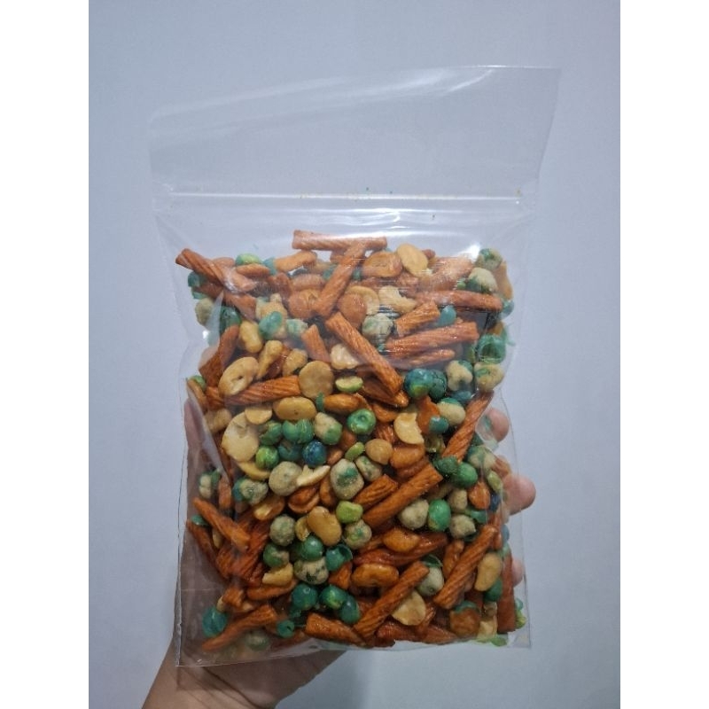 

Kacang Polong Mix || Cemilan Murah || Enak || Makanan Ringan 200gr