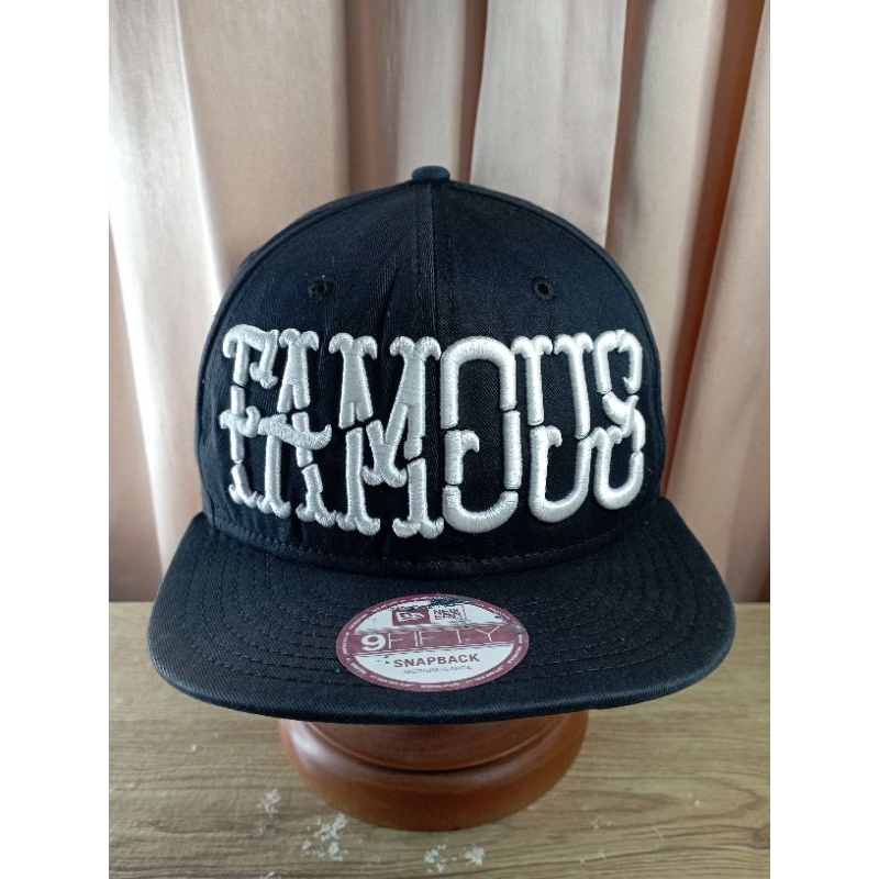 Topi Original New Era Snapback logo script 'FAMOUS' JNJ Crew
