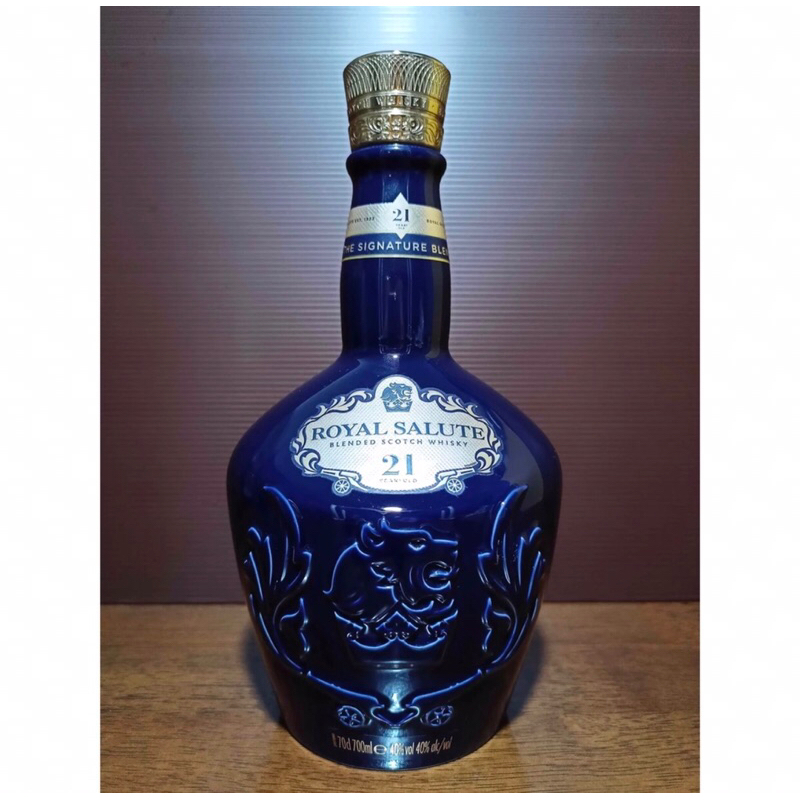 Botol bekas miras royal salute 21 blended 700ml / botol pajangan
