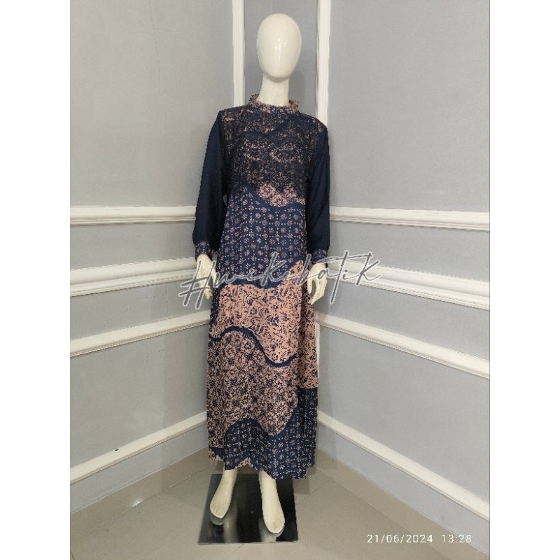 WIKE BATIK | ZARA GAMIS LONG DRESS | BATIK TRUSMI