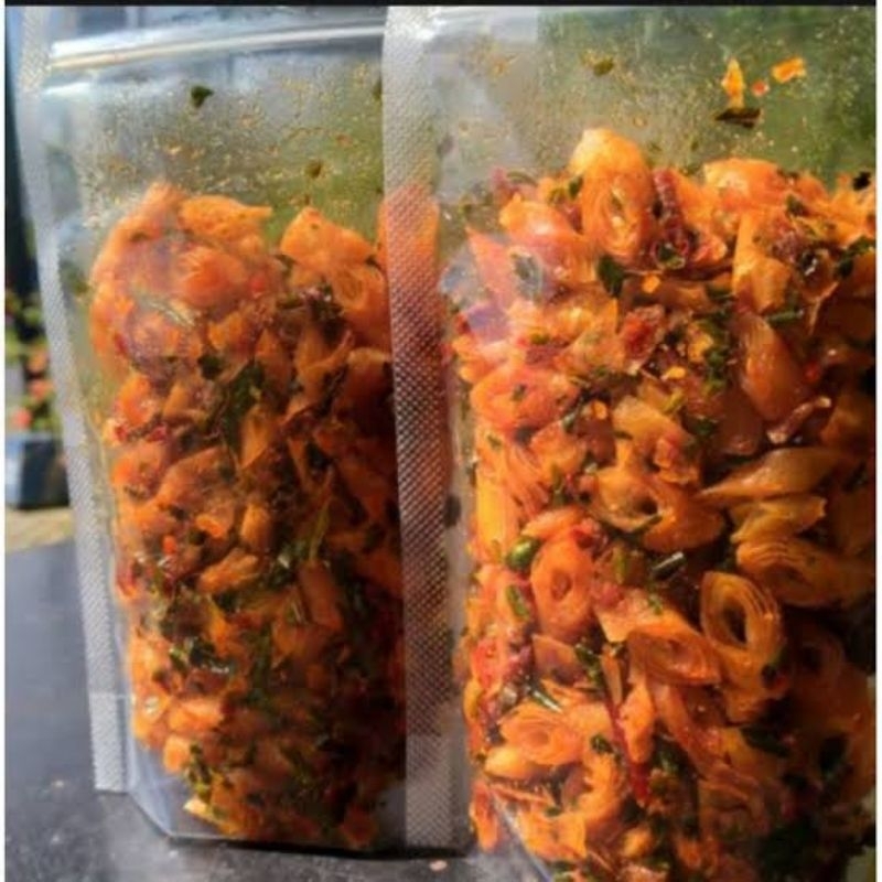 

LumReng pedas (keripik lumpia pedassss)