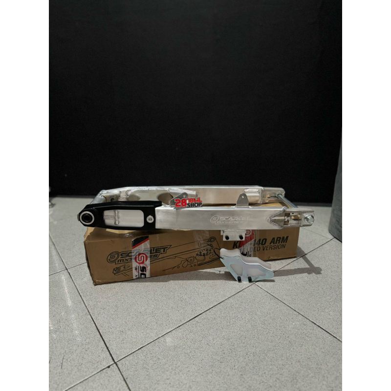 SWING ARM KLX 140 SCARLET RACING