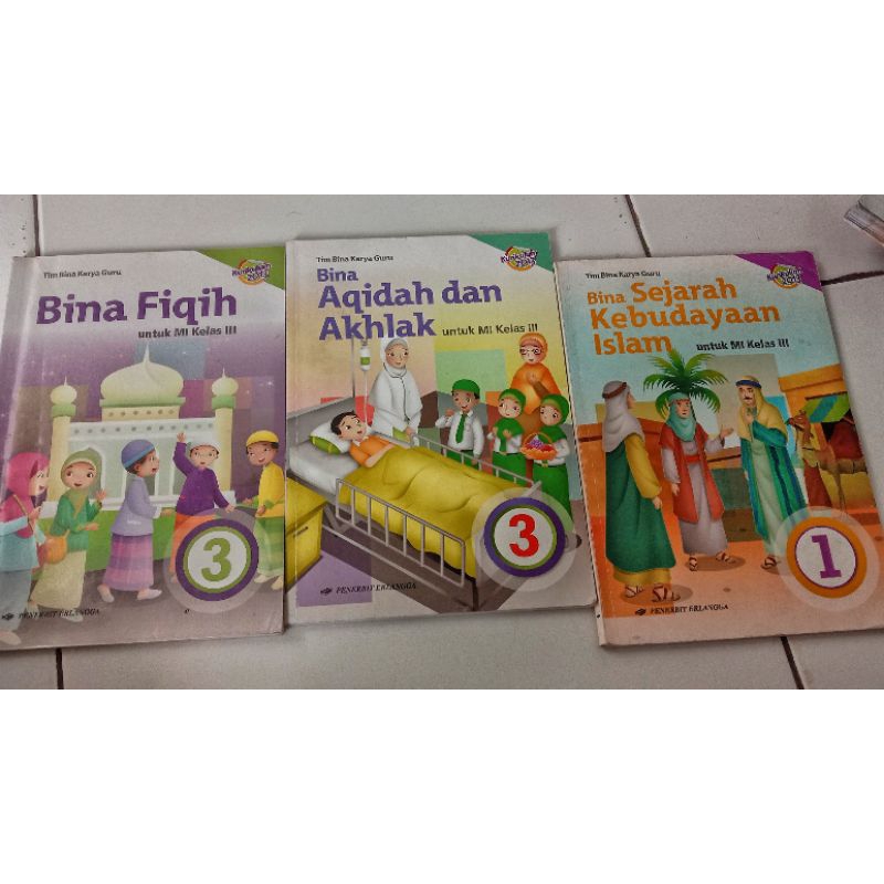 Buku untuk MI kelas 3 (Erlangga)