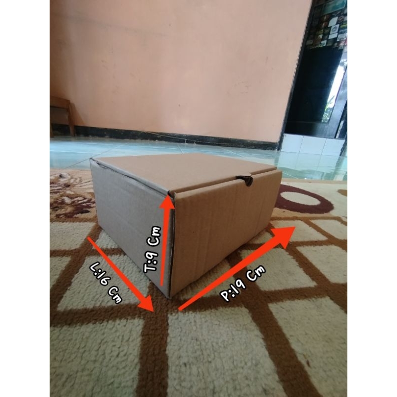 

box die cut,box hampers,box packing kosmetik,box packing skincare,box packing murah,kardus hampers,kardus packing skincare,kardus packing murah,ksrdus packing kosmetik,kardus packing(P19cmXL16cmXT9cm)
