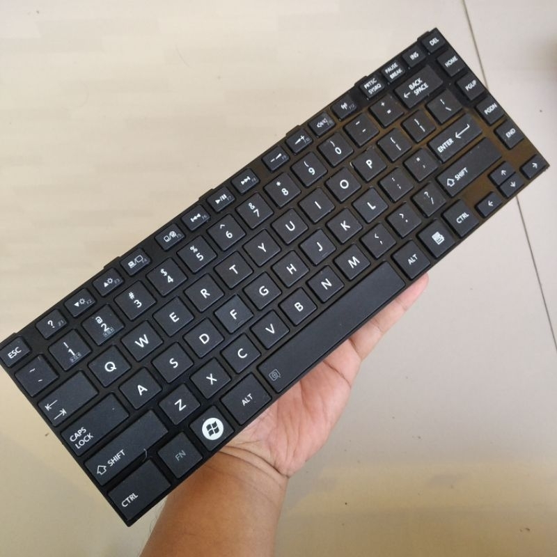 Toshiba Satelite S40 Keyboard Laptop