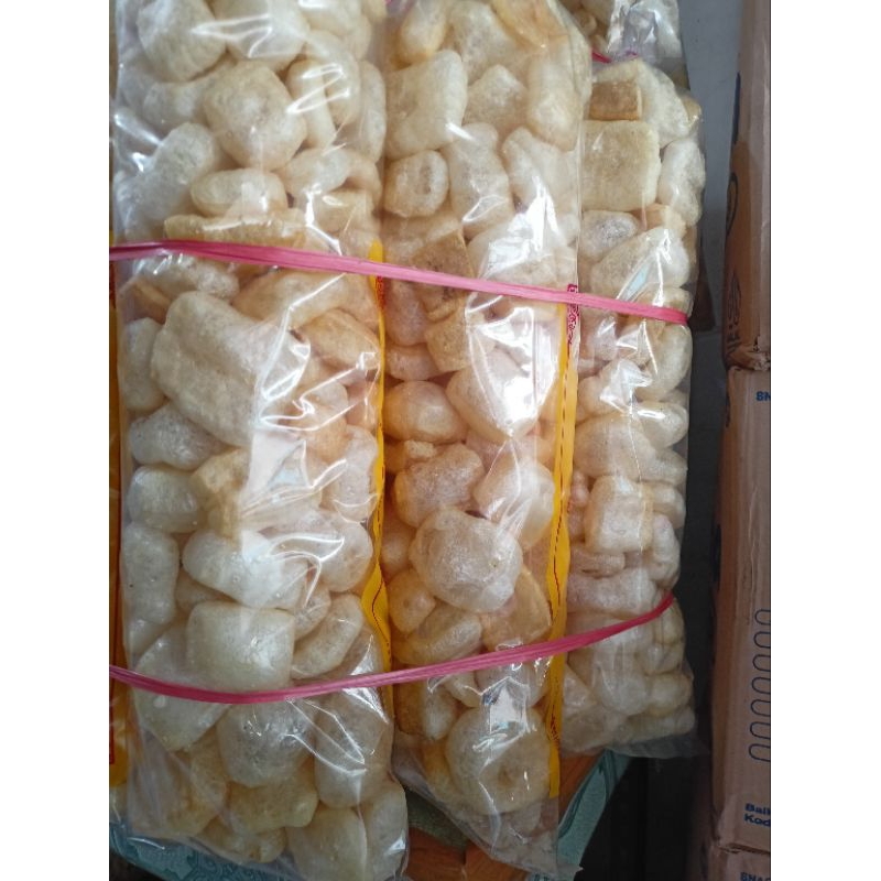 

Kerupuk Kulit 1,5kg | Kerupuk Kulit Asli | Snack Ringan