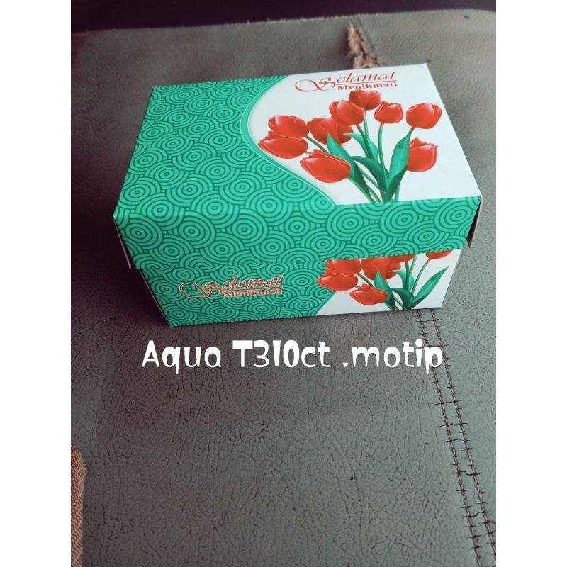 

Dus Snack motif warna hijau.