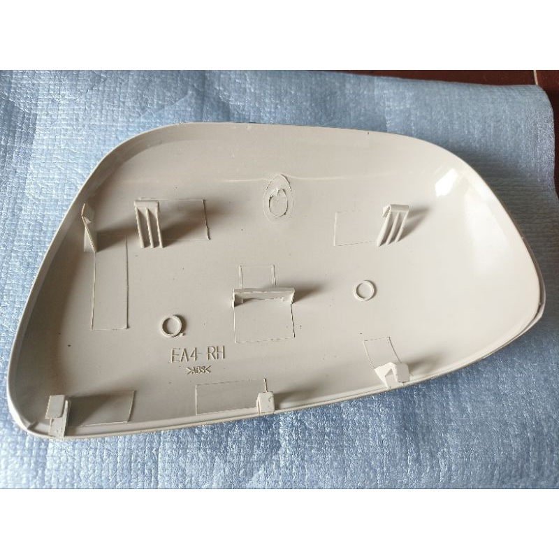 Cover Spion Xenia Avanza Lama