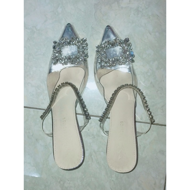 PRELOVED SANDAL WEDGES WANITA