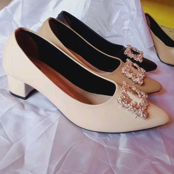 SEPATU WANITA PANTOFEL HEELS 5CM UKURAN JUMBO 45-37 MOTIF VARIASI SIMPLE
