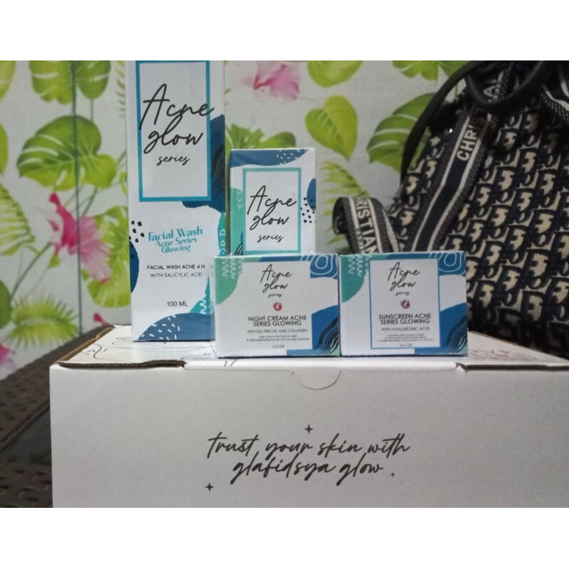 PRELOVED GLAFIDSYA ACNE GLOWING SEGEL