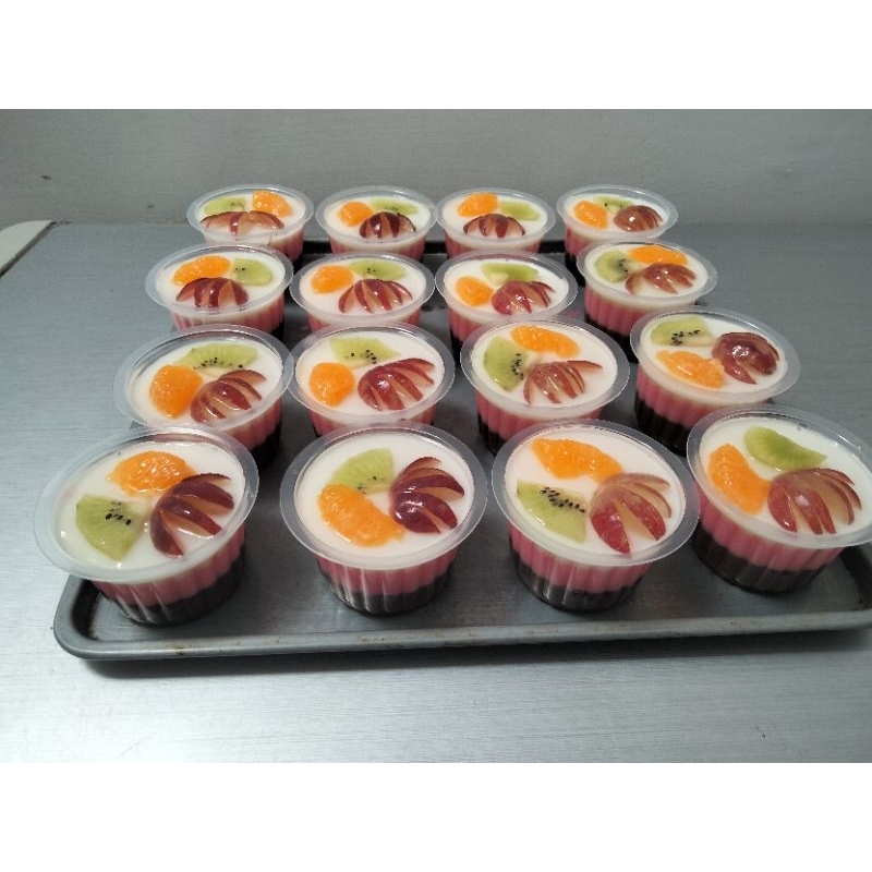 

puding cup buah