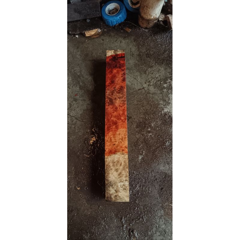 Burl Amboyna 23624002