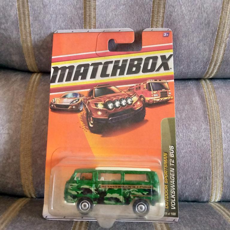 MATCHBOX VOLKSWAGEN VW T2 BUS HIJAU OUTDOOR SPORTSMAN
