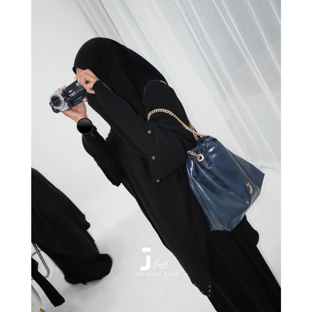 Her Daily Dose by TRZ X Jodan (Preloved like new)