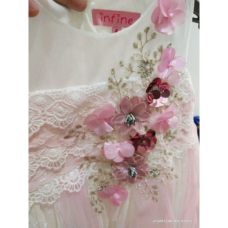 Dress Estrella infine  anak perempuan