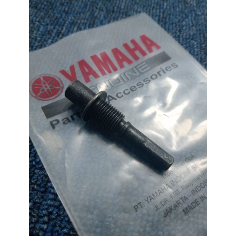 BAUT KALIPER CAKRAM BELAKANG YAMAHA XMAX R25 MT25 ORIGINAL