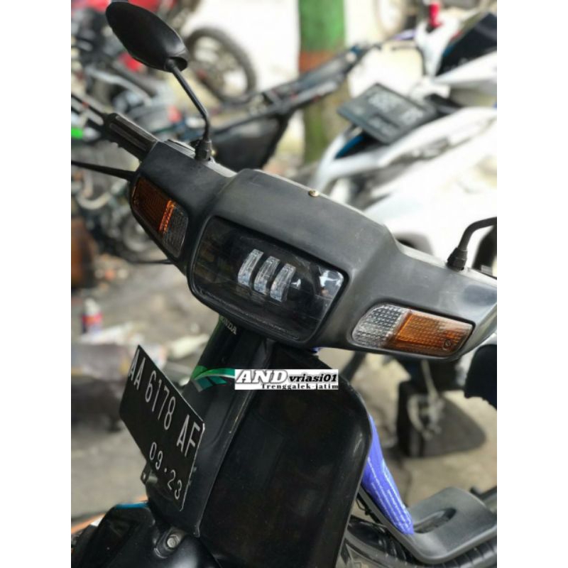 lampu LED tembak daymaker Honda Astrea grand set reflektor