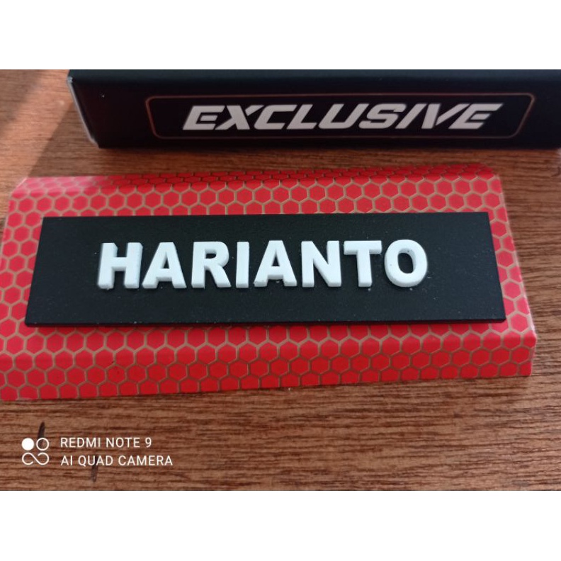 

Name tag Timbul exclusive u X8A5