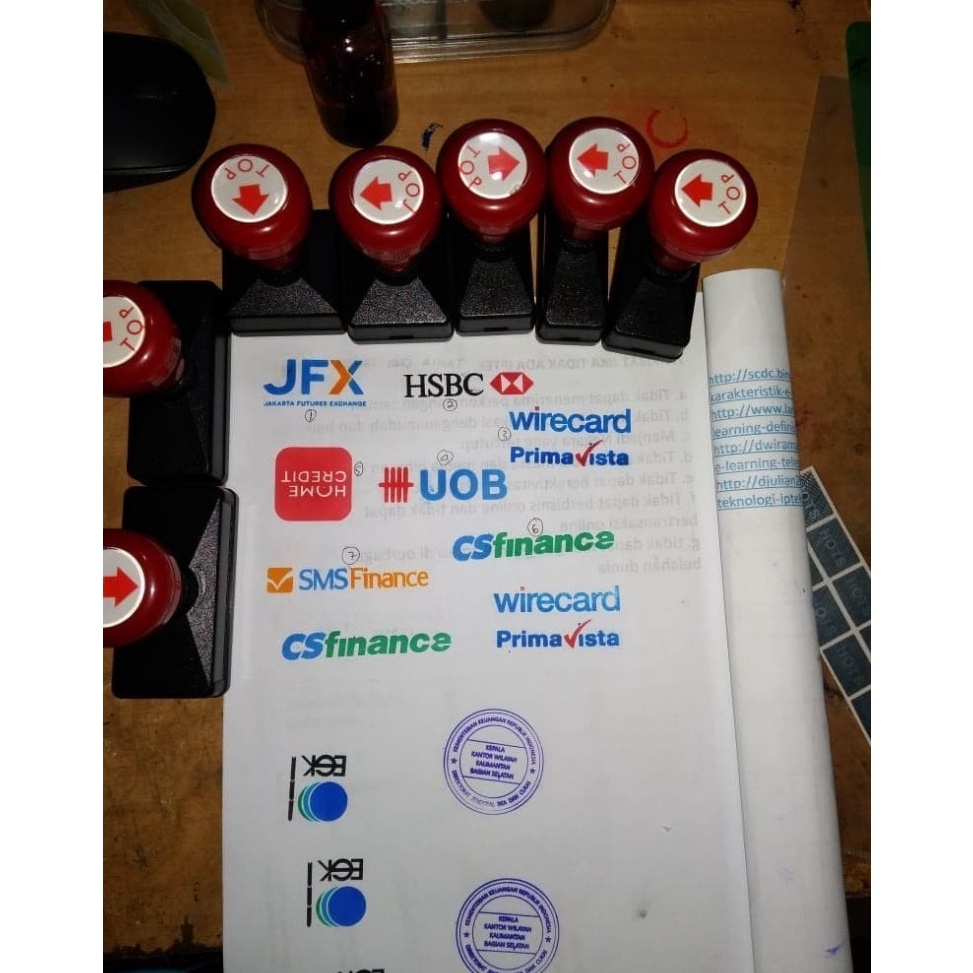 

Stempel Custom Stempel Kilat Stempel Nama Stempel Nip Stempel Dokter Stempel Warna l X6R3