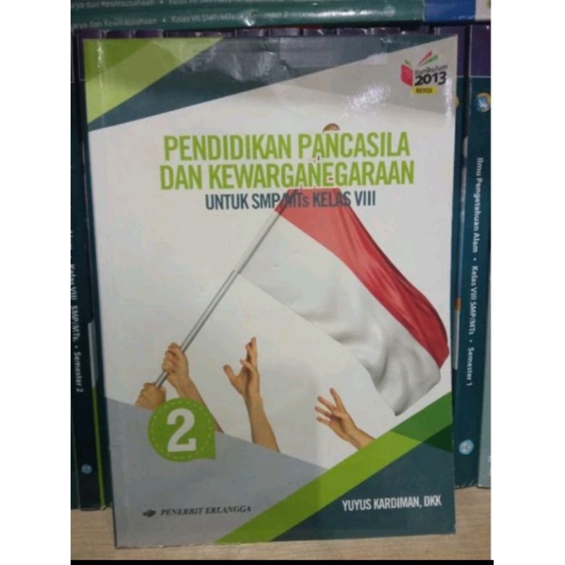 Buku Pancasila kelas 8 Yuyus Kardiman Erlangga