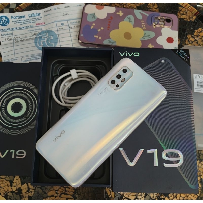 Vivo V19 ram 8/128Gb second