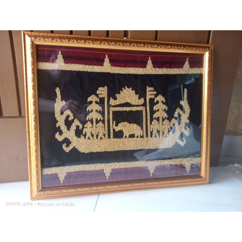 Hiasan Dinding Prahu Sulam Tapis