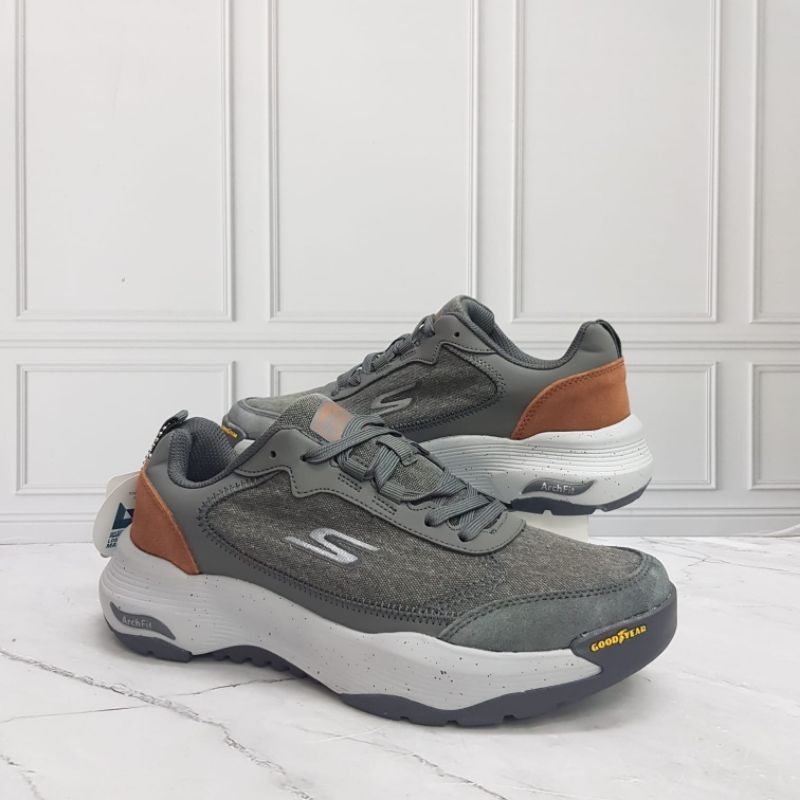 SEPATU PRIA SKECHERS ARCH FIT OUTDOOR / SEPATU SNEAKERS PRIA SKECHERS