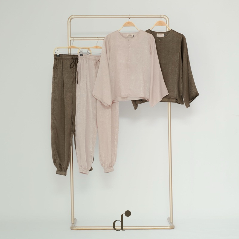 D.noktah Official - Diriyah: One Set (Blouse & Trouser)