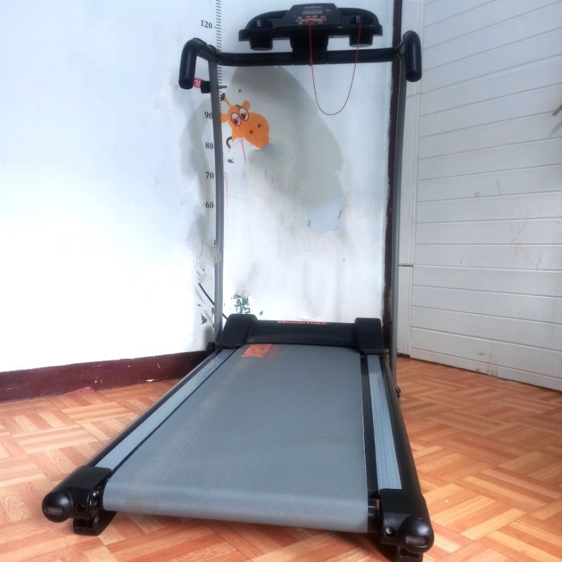 Preloved Treadmill Bodymax