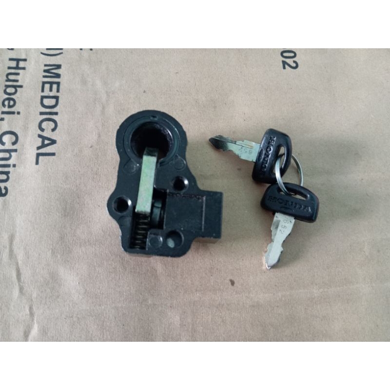 Kunci Jok Honda GL 100 Original Nos Japan Lost Pack