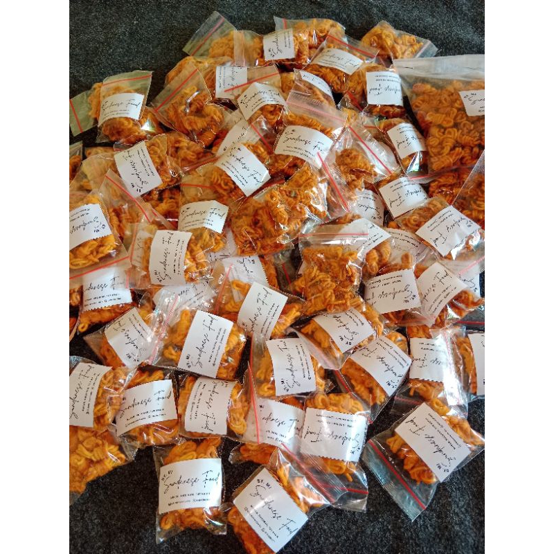 

1000 GRAM YUMIEEE (MIE GULUNG) By. Mi