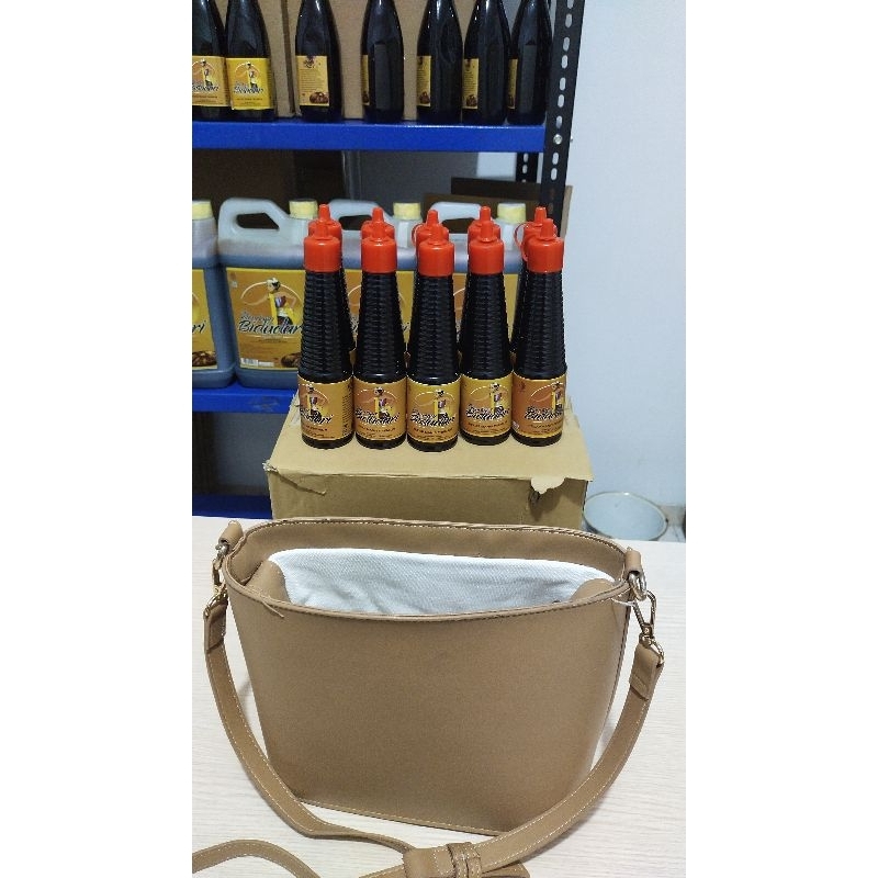 

10 KECAP MANIS SELENDANG BIDADARI 135ml