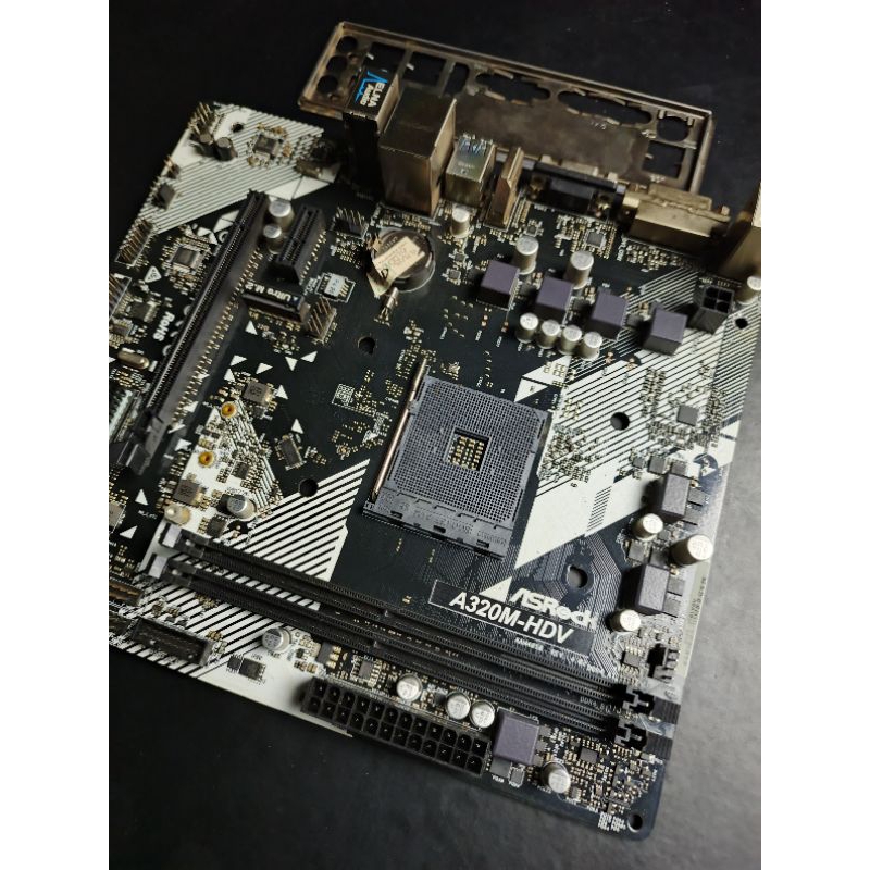 PAKET LENGKAP MOBO ASROCK A320M HDV + RYZEN 3 3200G + PSU ARMAGEDDON 235FX + RAM 16GB