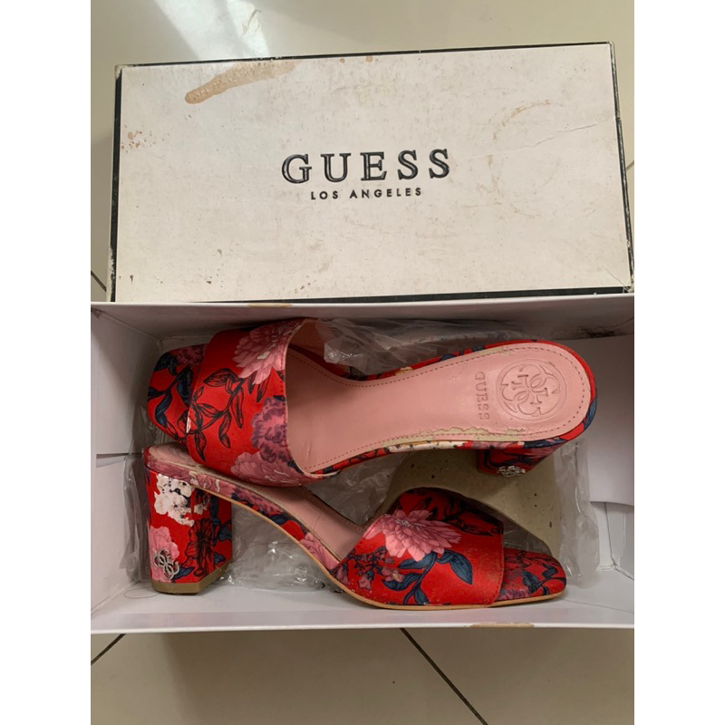 Preloved Heels Guess
