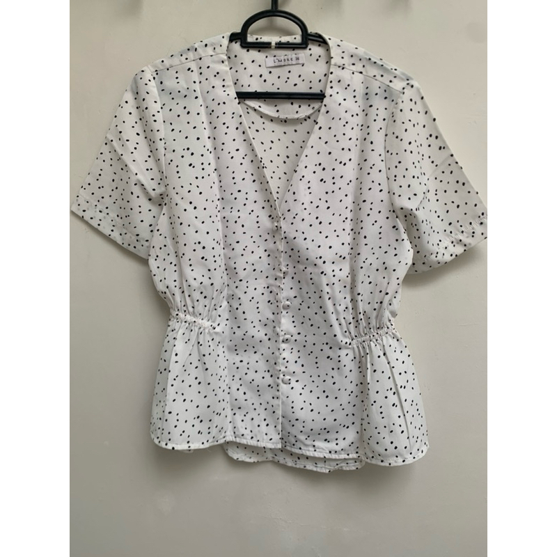 Preloved blouse L’More