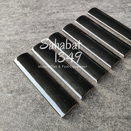 List Keramik Warna Hitam Polos Kuku Macan FT 20 Uk 10 Cm