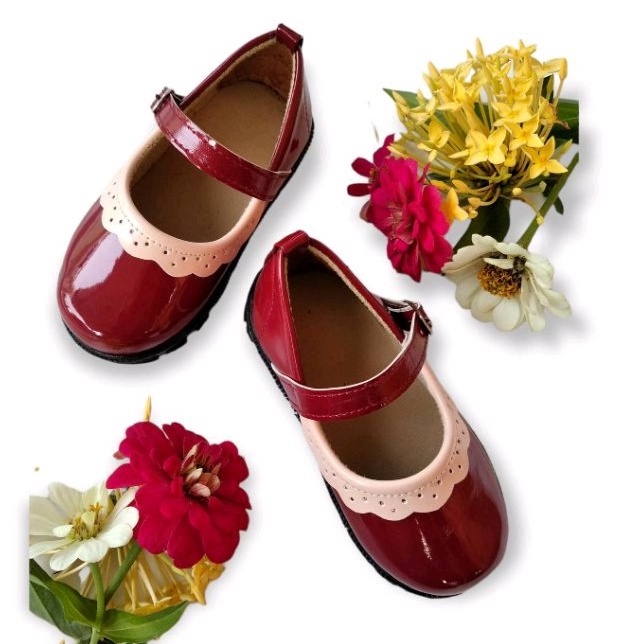 KODE R44P Sepatu Anak Perempuan Domart Glossy Docmart Loafers Sepatu Pesta Anak Mary Jane Renda MERA