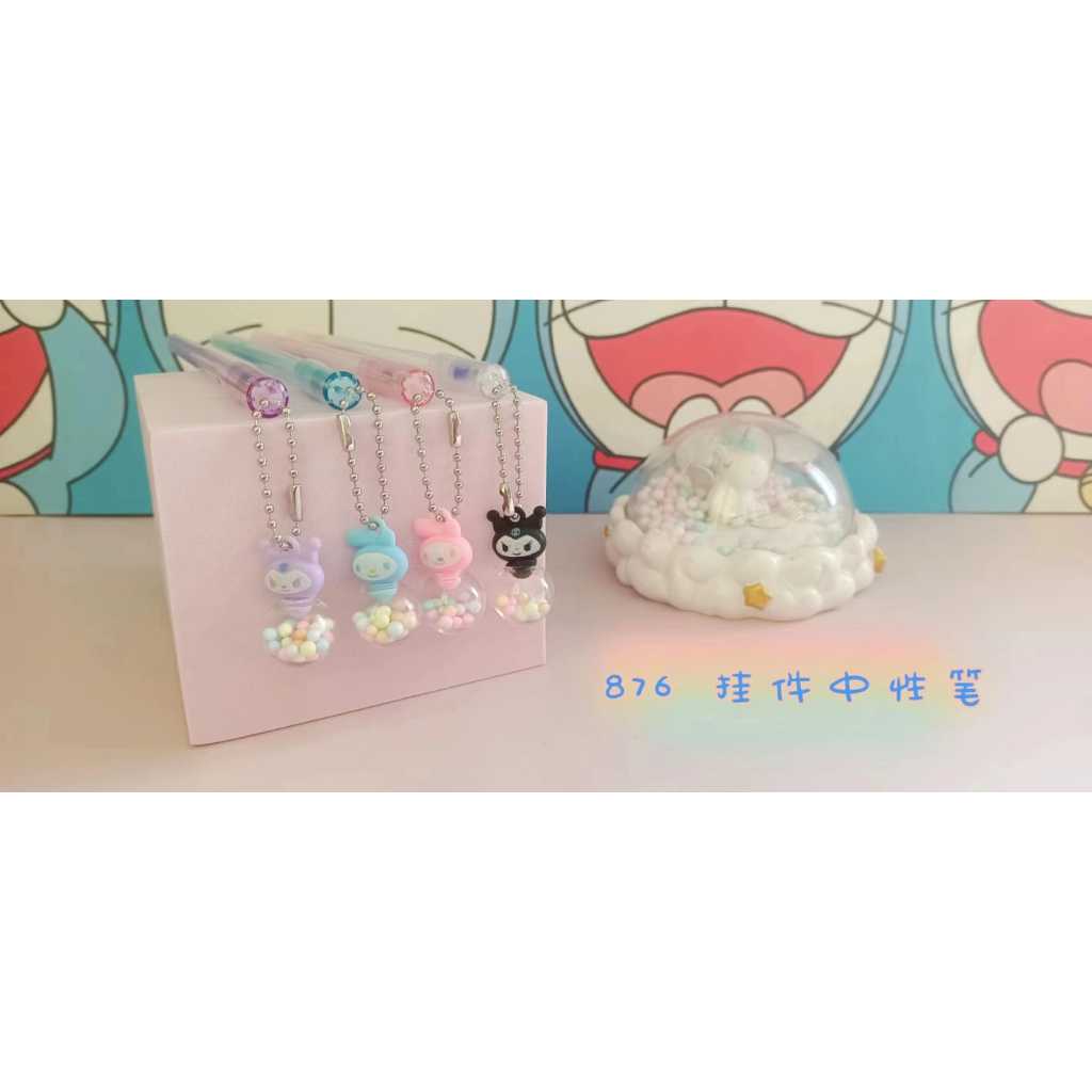 

Pulpen Karakter Kuromi Sanrio Family Isi 12 pcs per box