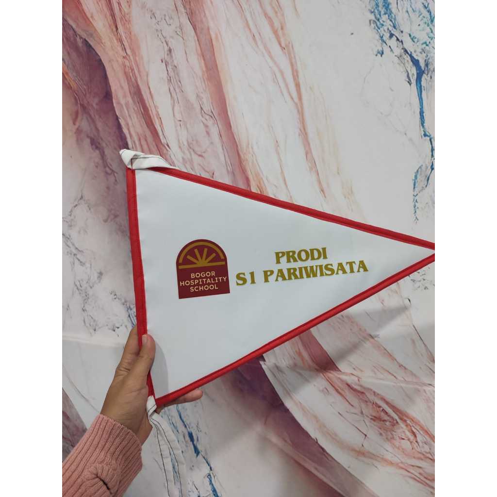 Bendera Travel Custom/Bendera Pemadu Wisata Desain Custom/Bendera Segitiga Tour Guide Motif Custom/C
